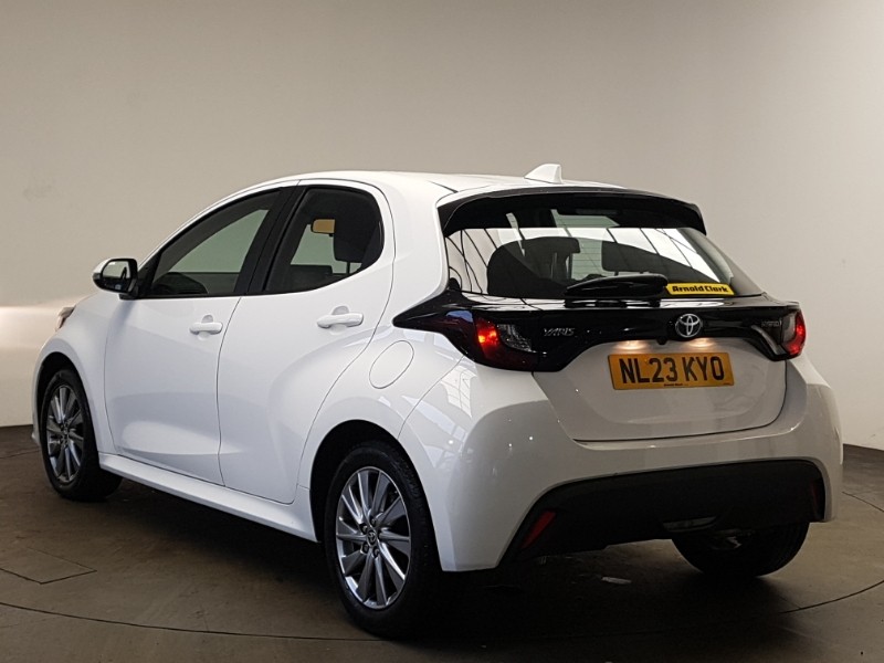 Used Toyota Yaris 2023 for sale - 77847949: Photo 3