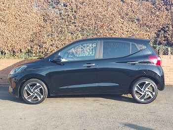 Used Hyundai i10 2023 for sale - 77876735: Photo