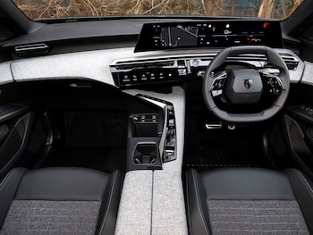 Used Peugeot 5008 2026 for sale - 77786862: Photo