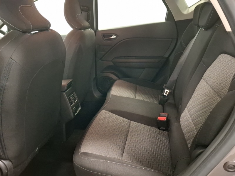 Used Renault Captur 2022 for sale - 76120623: Photo 6