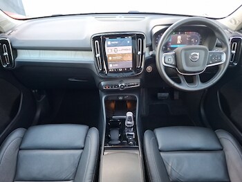 Used Volvo XC40 2024 for sale - 77924205: Photo