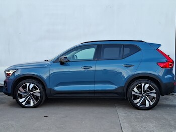 Used Volvo XC40 2024 for sale - 77924205: Photo