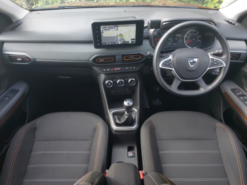 Used Dacia Sandero Stepway 2022 for sale - 76833326: Photo 2