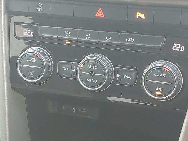 Used Volkswagen T-Roc 2020 for sale - 77682730: Photo 12