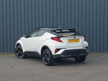 Used Toyota C-HR 2023 for sale - 77597003: Photo