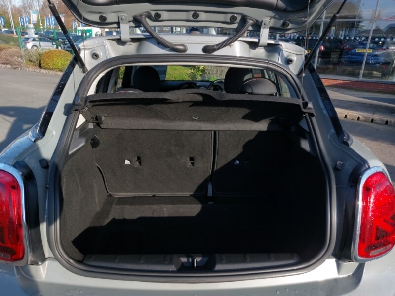 Used MINI Hatch 2022 for sale - 76757868: Photo 8