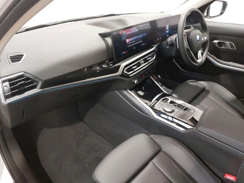 Used BMW 3 Series 2023 for sale - 77923202: Photo 10