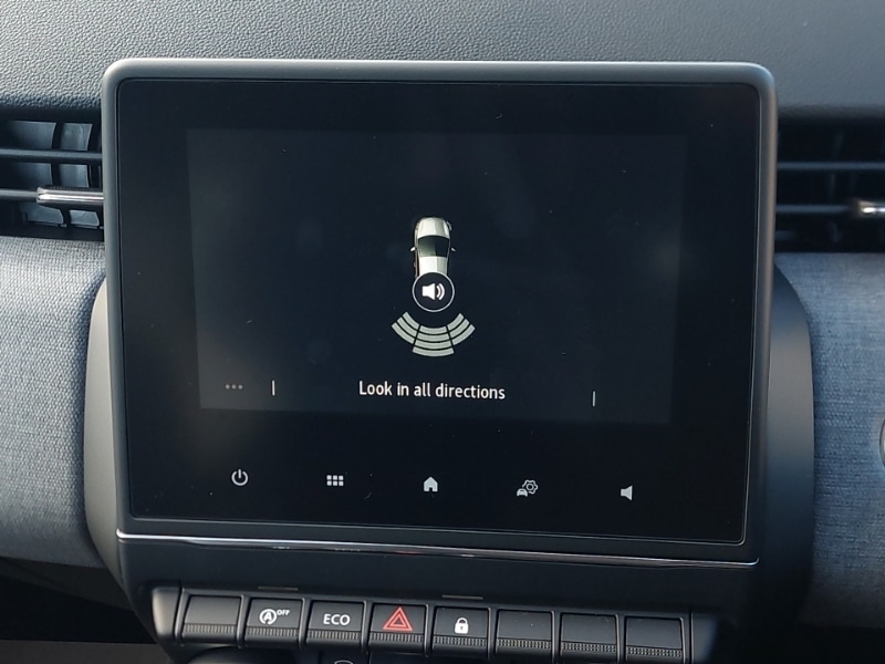 Used Renault Clio 2025 for sale - 76925375: Photo 11