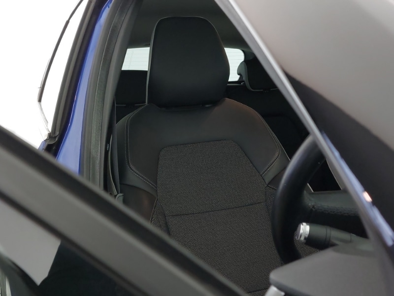 Used Renault Captur 2021 for sale - 77169959: Photo 12