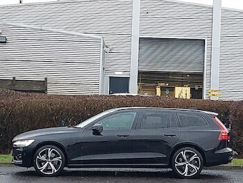 Used Volvo V60 2025 for sale - 77338756: Photo