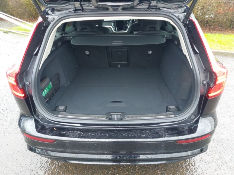 Used Volvo V60 2025 for sale - 77338756: Photo 8