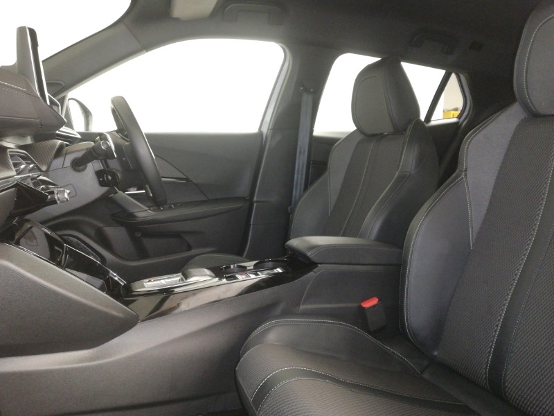 Used Peugeot 2008 2023 for sale - 76928733: Photo 5