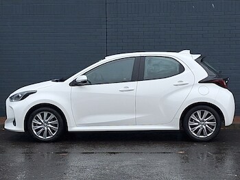 Used Toyota Yaris 2022 for sale - 77913052: Photo