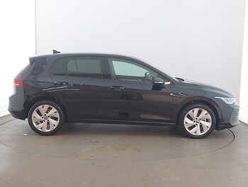 Used Volkswagen Golf 2025 for sale - 77577093: Photo