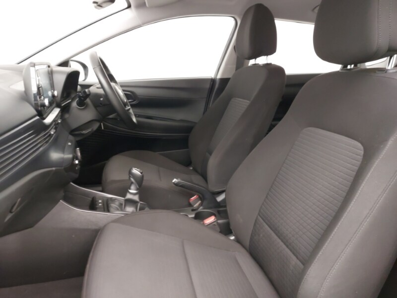 Used Hyundai i20 2023 for sale - 77838180: Photo 5