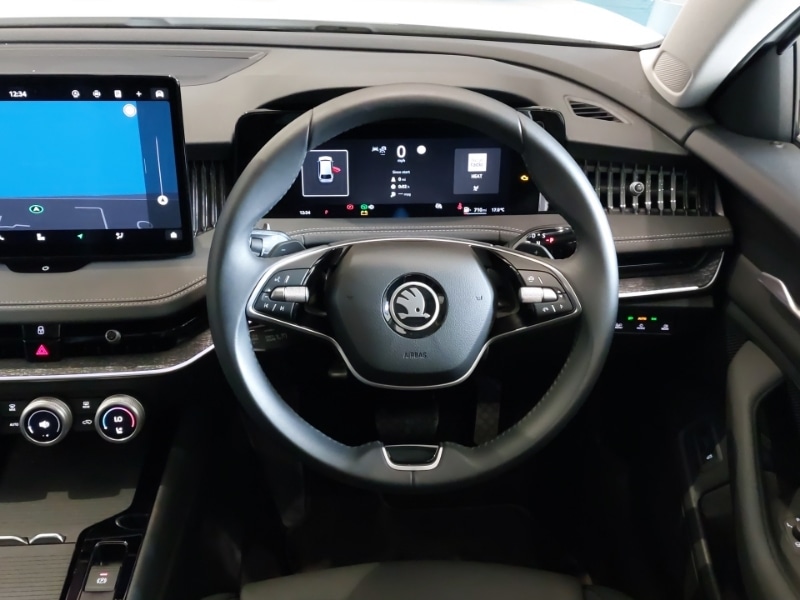 Used Skoda Superb 2024 for sale - 76354173: Photo 7