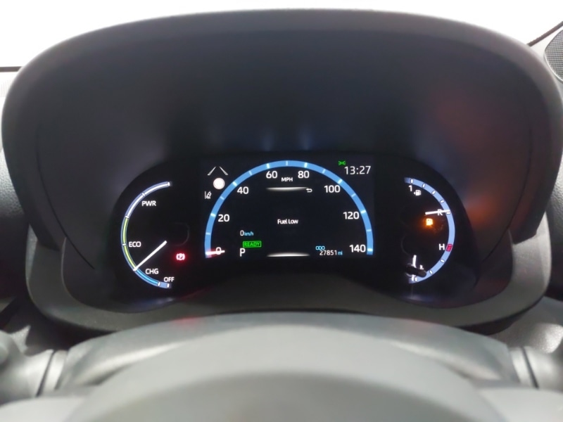 Used Toyota Yaris Cross 2022 for sale - 77108523: Photo 11