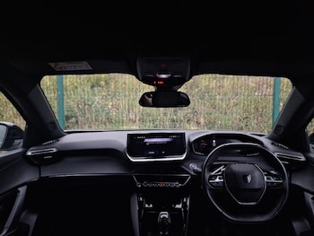 Used Peugeot 2008 2023 for sale - 75640172: Photo
