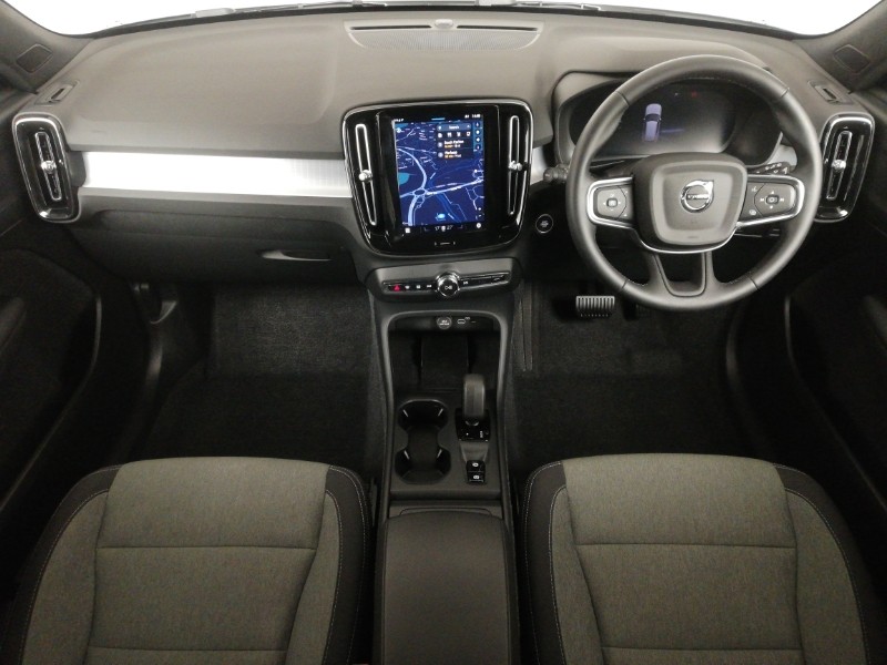 Used Volvo XC40 2024 for sale - 76644433: Photo 2