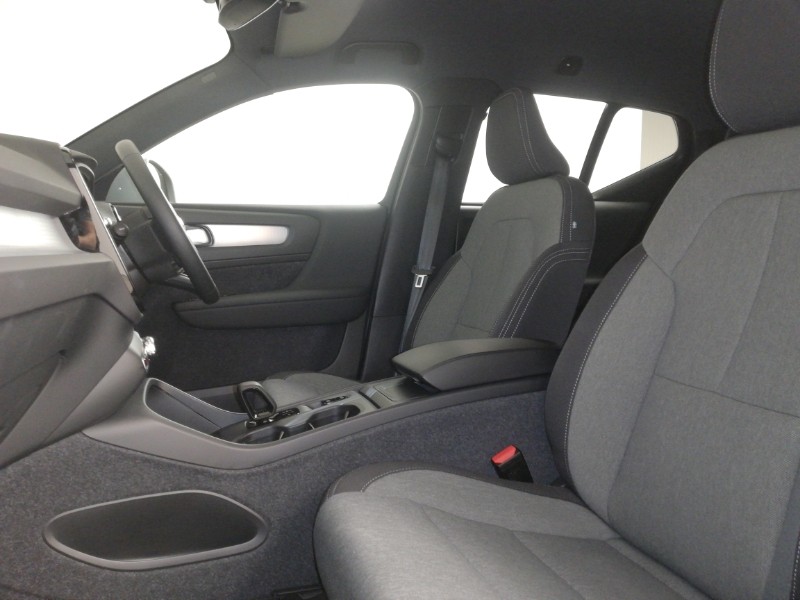 Used Volvo XC40 2024 for sale - 76644433: Photo 5