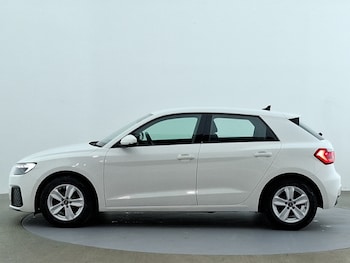 Used Audi A1 2023 for sale - 77600983: Photo