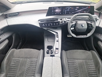 Used Peugeot 3008 2024 for sale - 75774900: Photo