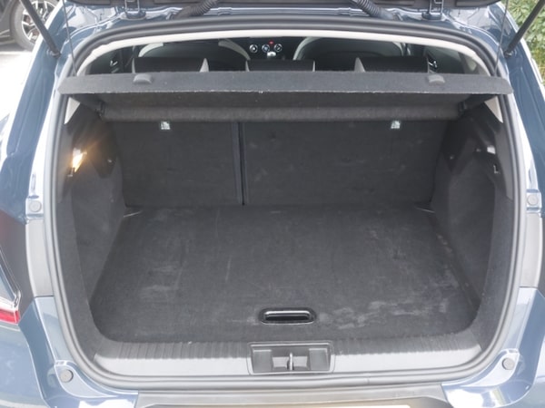 Used Renault Captur 2022 for sale - 76288744: Photo 8