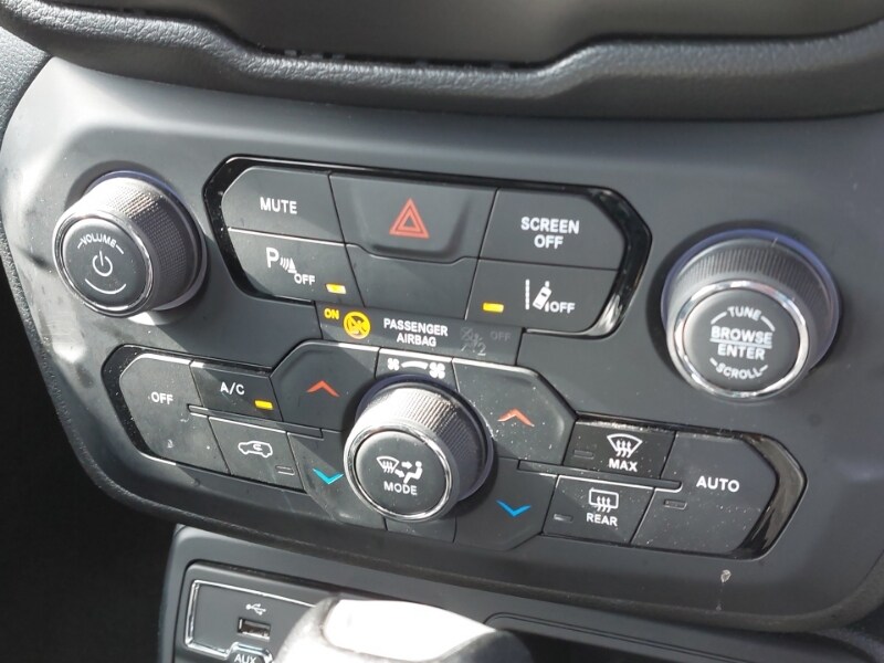 Used Jeep Renegade 2020 for sale - 76526242: Photo 10