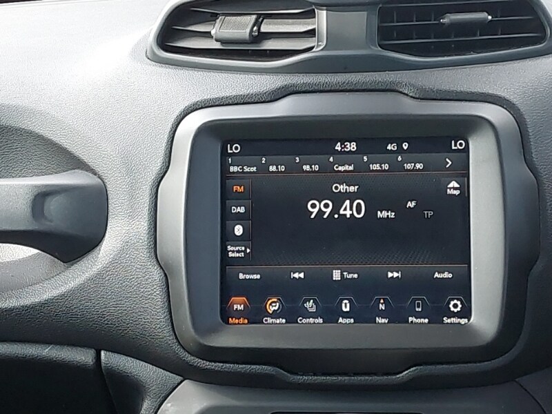 Used Jeep Renegade 2020 for sale - 76526242: Photo 7