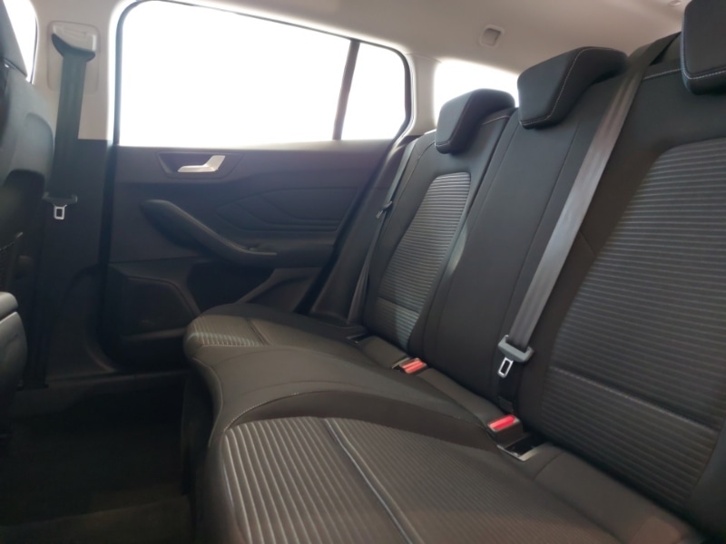 Used Ford Focus 2023 for sale - 77986896: Photo 6