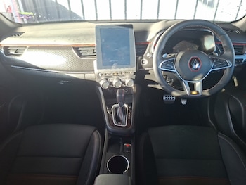 Used Renault Arkana 2023 for sale - 77353149: Photo