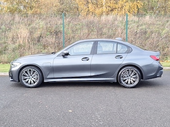 Used BMW 3 Series 2020 for sale - 77051309: Photo