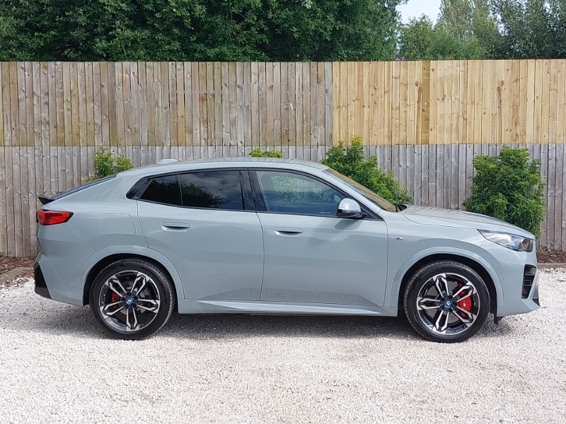 Used BMW iX2 2025 for sale - 76778897: Photo 2