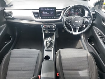 Used Kia Stonic 2021 for sale - 76720691: Photo