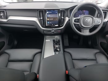 Used Volvo XC60 2024 for sale - 77454523: Photo