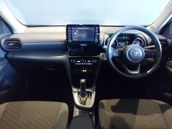 Used Toyota Yaris Cross 2022 for sale - 76778875: Photo