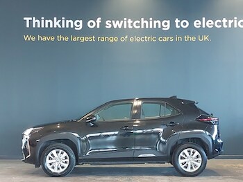 Used Toyota Yaris Cross 2022 for sale - 76778875: Photo