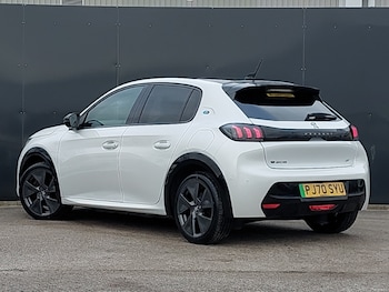 Used Peugeot 208 2020 for sale - 77078832: Photo