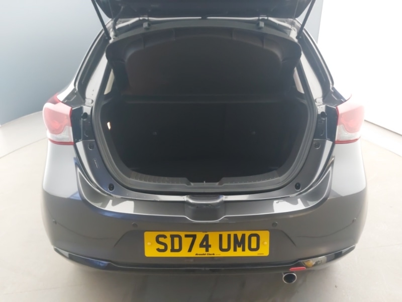 Used Mazda Mazda2 2024 for sale - 76889500: Photo 8