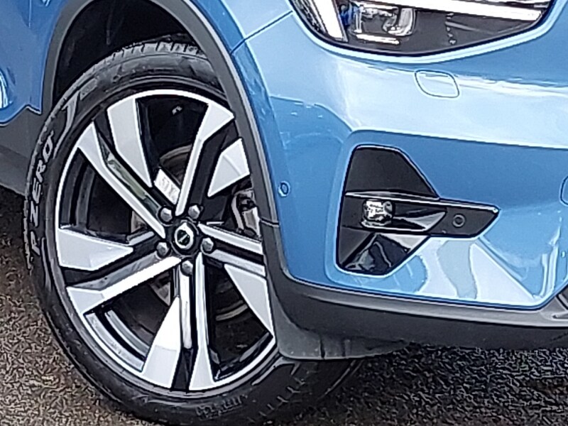 Used Volvo XC40 2024 for sale - 76354070: Photo 9