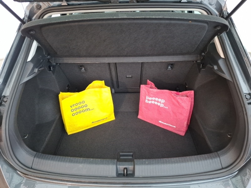 Used Volkswagen T-Roc 2023 for sale - 76786258: Photo 8