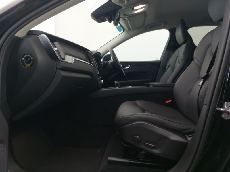 Used Volvo XC60 2024 for sale - 77214582: Photo 5