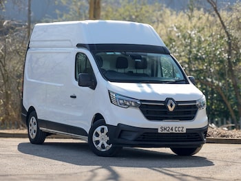 Renault Trafic feature image