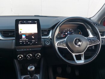 Used Renault Captur 2021 for sale - 77285004: Photo