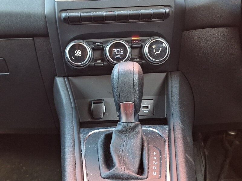 Used Renault Captur 2023 for sale - 77987361: Photo 10