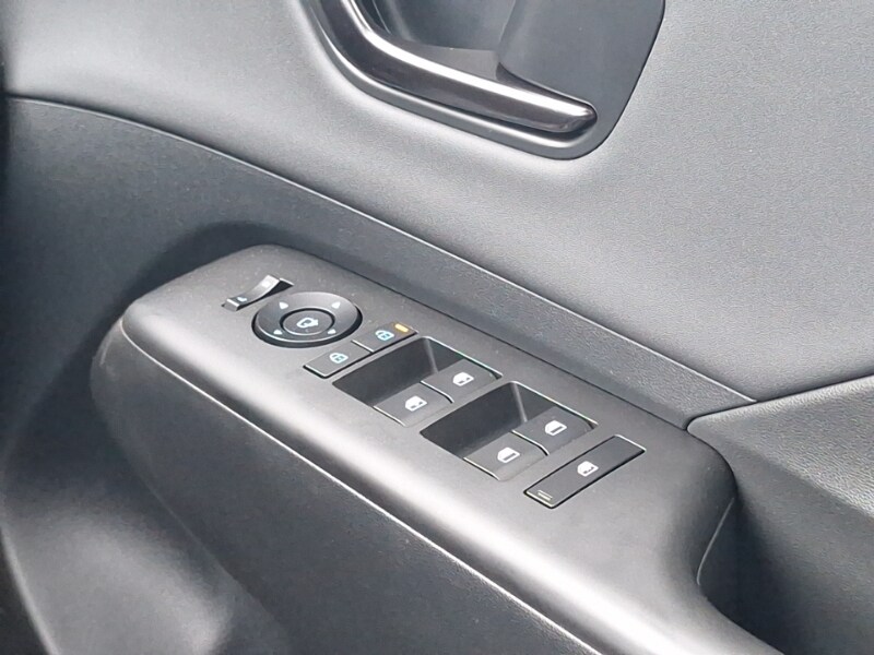 Used Hyundai KONA 2024 for sale - 76135656: Photo 11