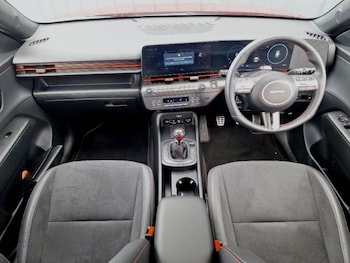 Used Hyundai KONA 2024 for sale - 76135656: Photo 2