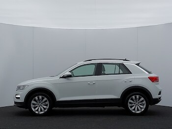 Used Volkswagen T-Roc 2020 for sale - 77467248: Photo