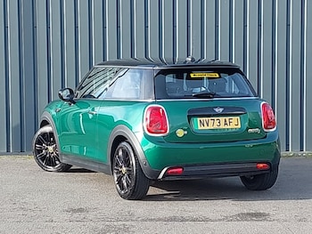 Used MINI Hatch 2023 for sale - 76414236: Photo