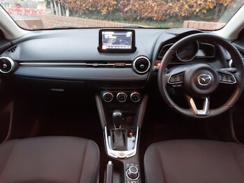 Used Mazda Mazda2 2021 for sale - 76502517: Photo